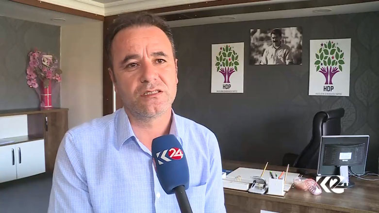 Referandûma Kurdistanê li Bakur hestên netewî zêde dike 