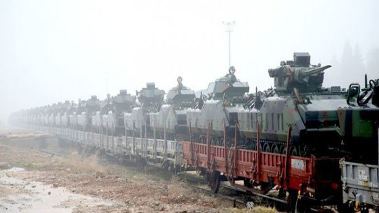 توركیا ئۆتۆمبێلی جه‌نگی و زرێپۆشی زیاتر بۆ رۆژئاوای كوردستان ره‌وانه‌ ده‌كات