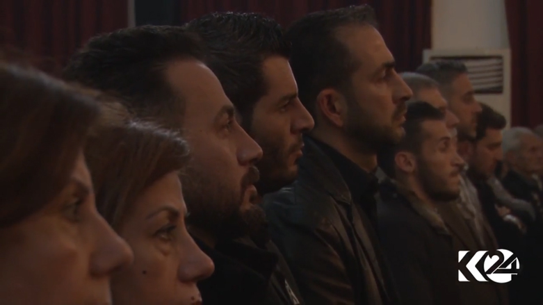 بالصور.. المسيحيون يحيون عيد القيامة بالقامشلي ويتضرعون لإنهاء الحرب