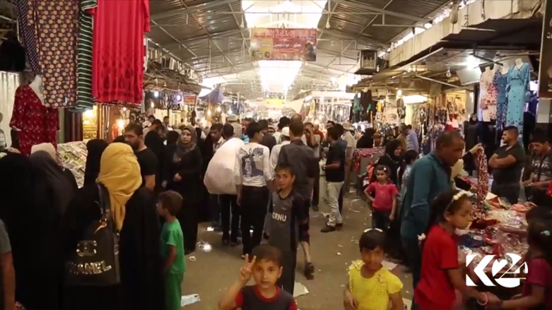 امتلاء الاسواق بسكان الموصل الذين يبتاعون حوائجهم استعدادا لشهر رمضان