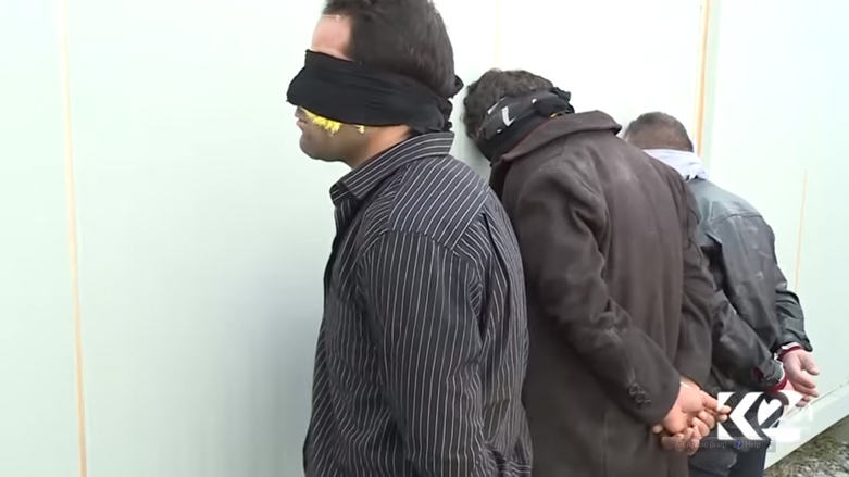 البيشمركة تعتقل عددا من المشتبه بهم بالانتساب لداعش قرب كركوك