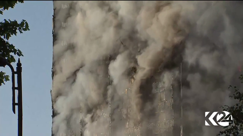 مازال الحريق مشتعلا 