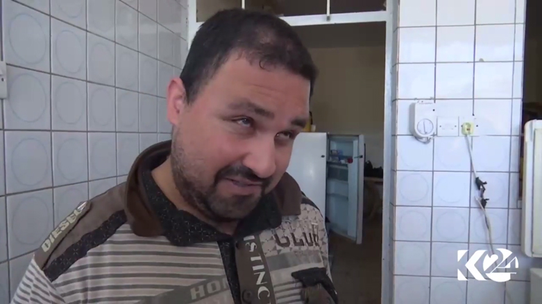 عمران الكفيف: دفنت والدتي وامرأة اخرى بيدي العاريتين