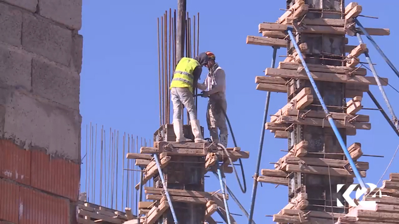 بالصور.. عيد العمال بكوردستان.. احتفال ومسيرات وشكاوى