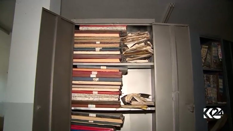 بالصور.. ماذا فعل داعش بملايين الكتب في الموصل؟