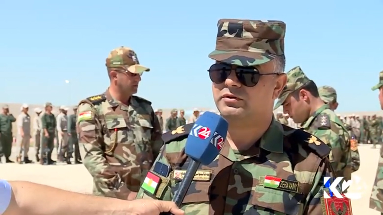 سرگرد مصطفی هجر مربی دوره آموزش سربازی در لشکرگاه کوماندو، نزدیک سد موصل