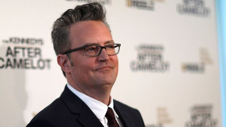 الممثل ماثيو بيري