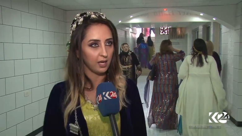 بالصور.. نساء القامشلي يكرسن الثقافة الكوردية بأزيائهن