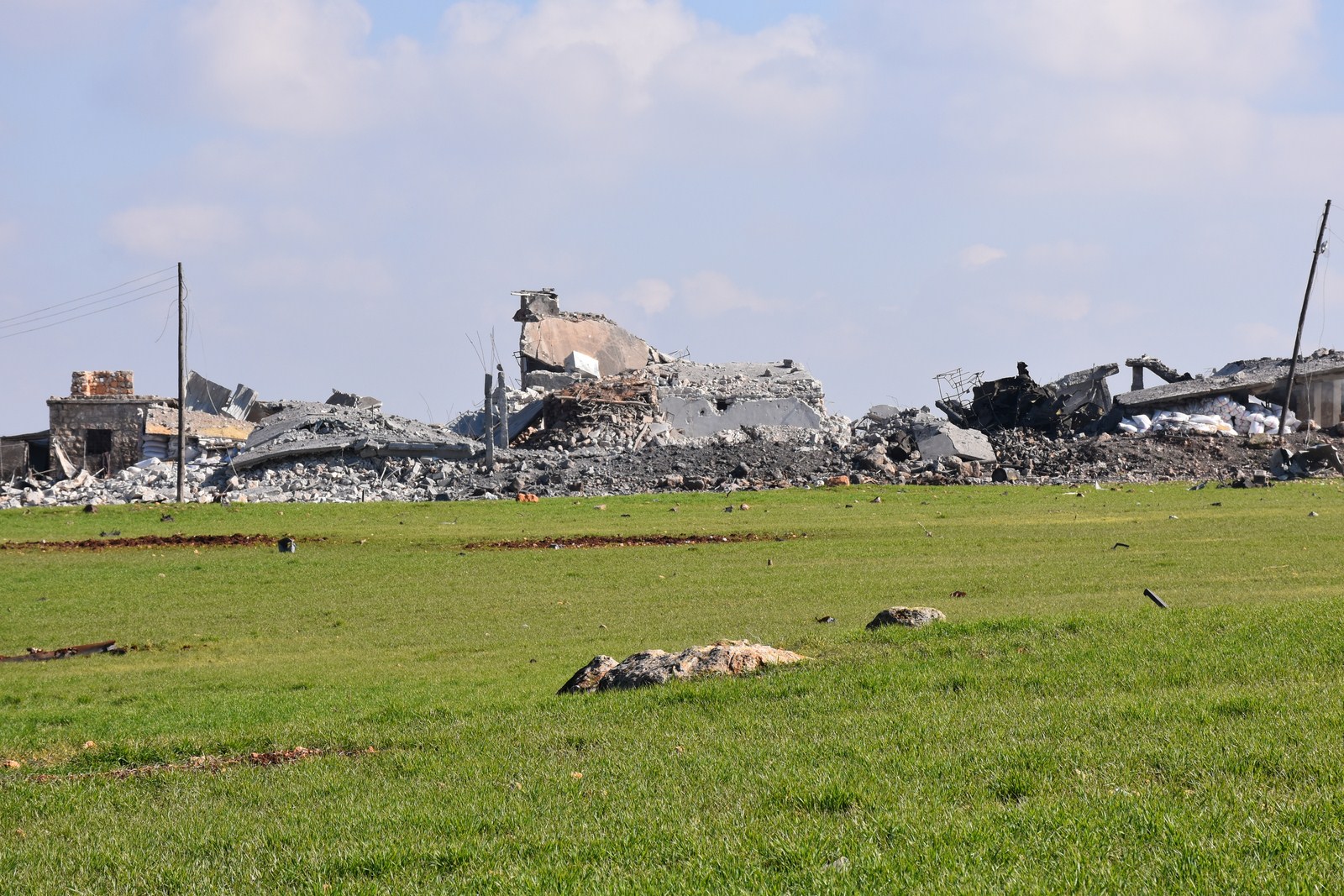 گوندێكی عەفرین خاپوور دەكرێت