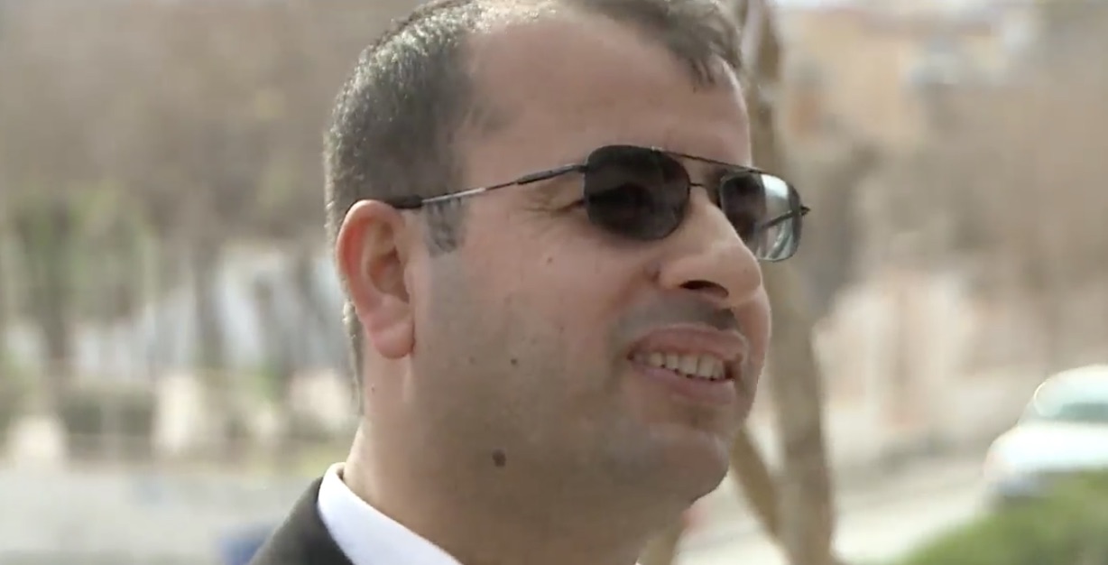 Rizgar Kakarosh during an interview with Kurdistan 24 in his hometown of Taq Taq. (Photo: Kurdistan 24)