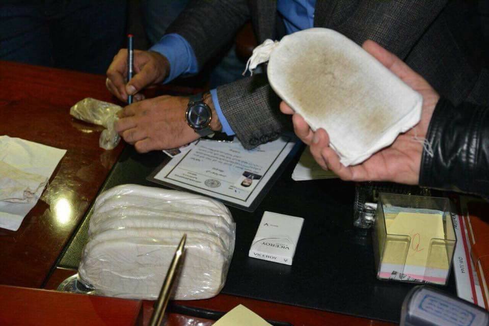 Security forces arrest a drug dealing gang in the Shia holiest city of Najaf. (Photo: Social Media)