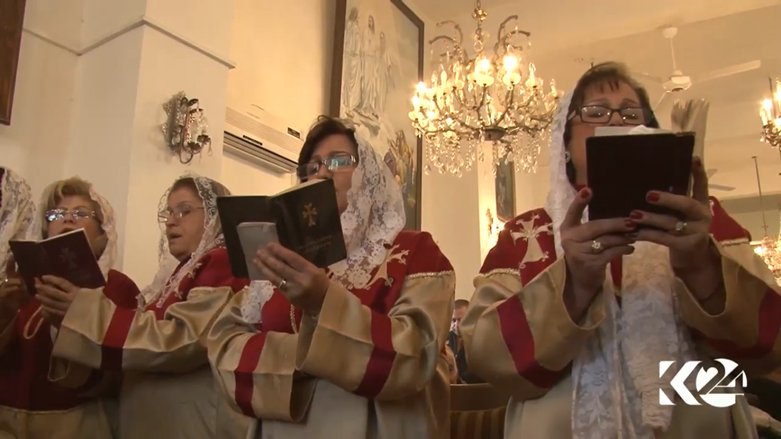 بالصور..الأرمن يحتفلون بأعياد الميلاد بالقامشلي