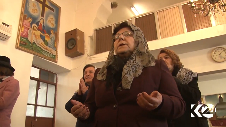 بالصور..الأرمن يحتفلون بأعياد الميلاد بالقامشلي