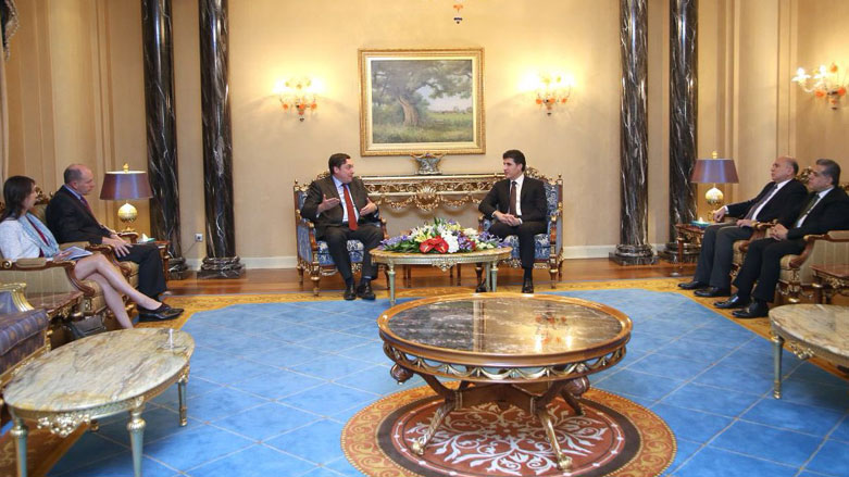 Prime Minister of the Kurdistan Region Nechirvan Barzani meets British Ambassador to Iraq, Jon Wilks, in Erbil, Jan. 15, 2018. (Photo: KRG)