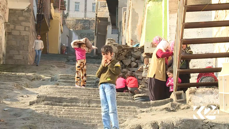 Şêniyê taxeke Diyarbekirê ji bo xaniyên xwe nîgeran in   