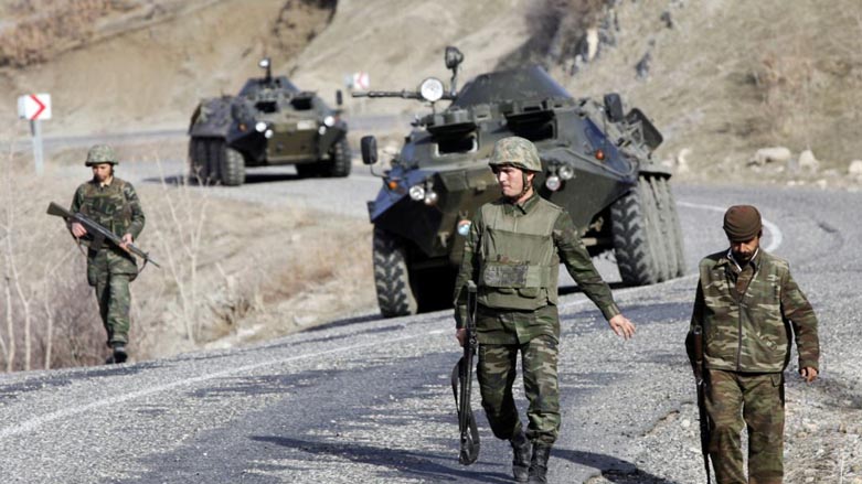 Li 69 gundên Diyarbekirê qedexeya derketinê hat ragihandin