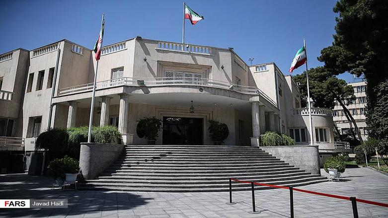 لە نزیك كۆشكی سەرۆكایەتی ئێران تەقەیە