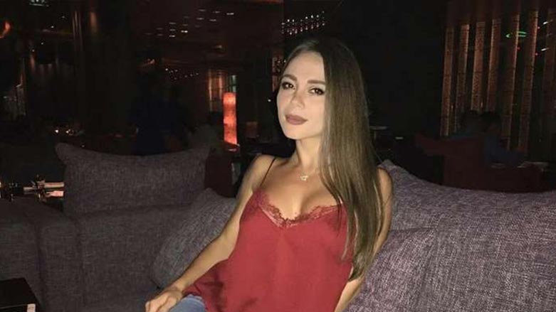ئافره‌تێكى نمايشكار له‌ لايه‌ن هاوسه‌ره‌كه‌يه‌وه‌ كوژرا