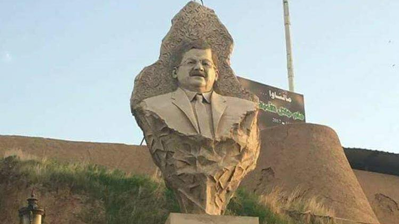 The monument of late Kurdish leader Jalal Talabani before it was removed from the citadel in Kirkuk. (Photo: Social Media)