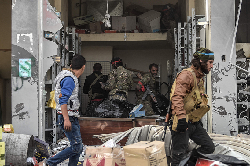 شبه‌نظامیان وابسته به ترکیه عفرین را غارت کردند