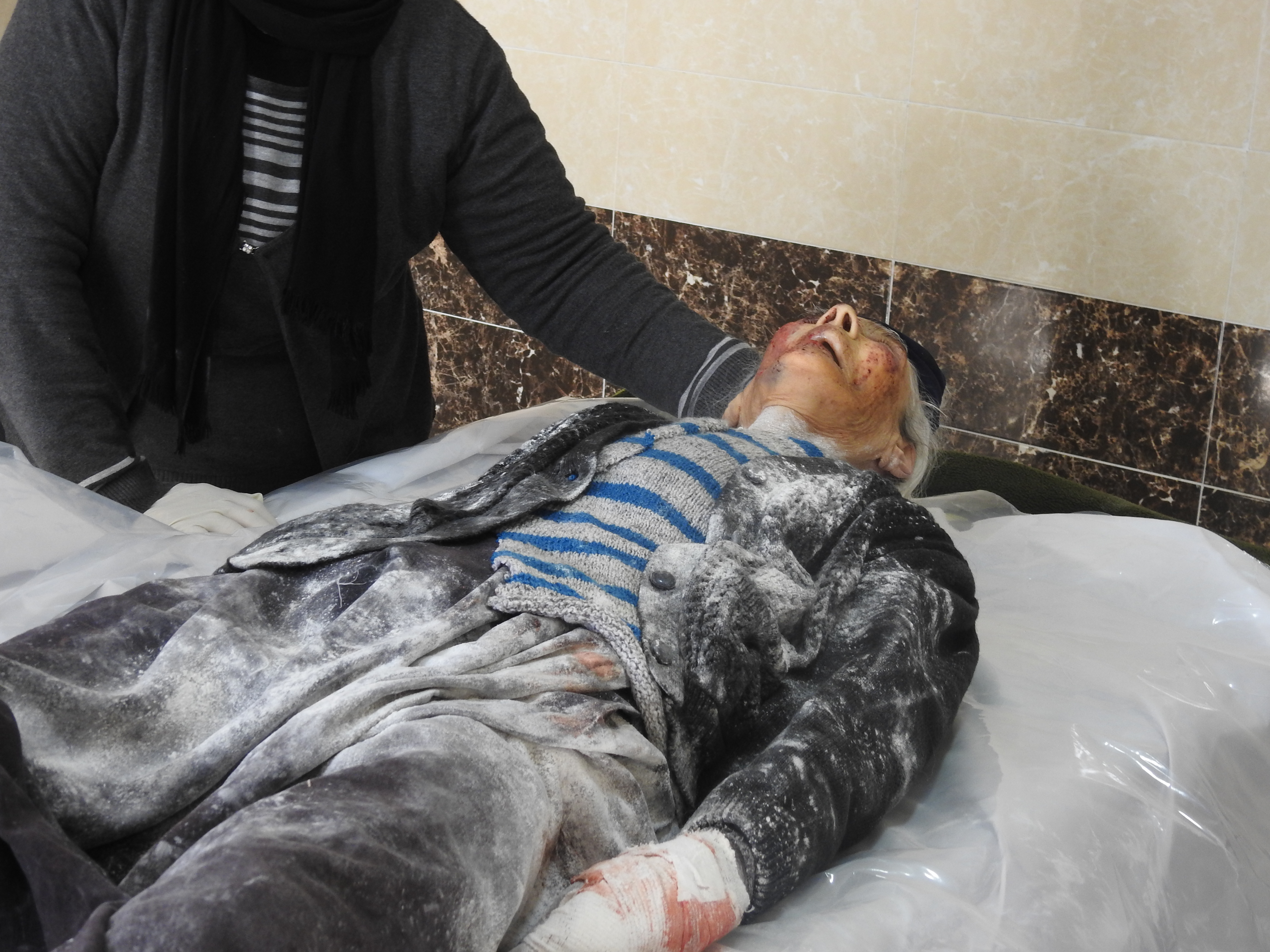 Efrîn di bin agir de ye: 13 şehîd û bi dehan birîndar 