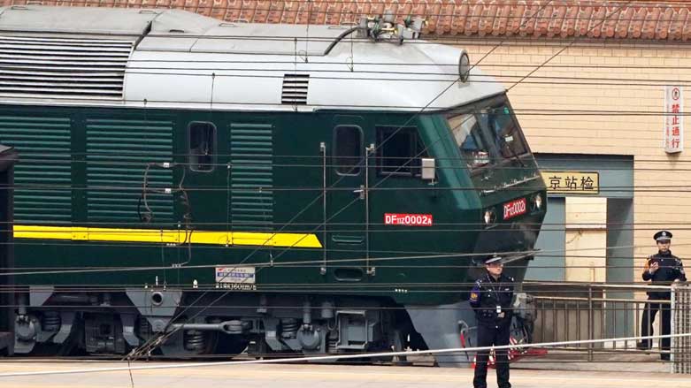 بر اساس گزارش‌ها رهبر کرە با قطاری سبز رنگ بە چین سفر کردە است