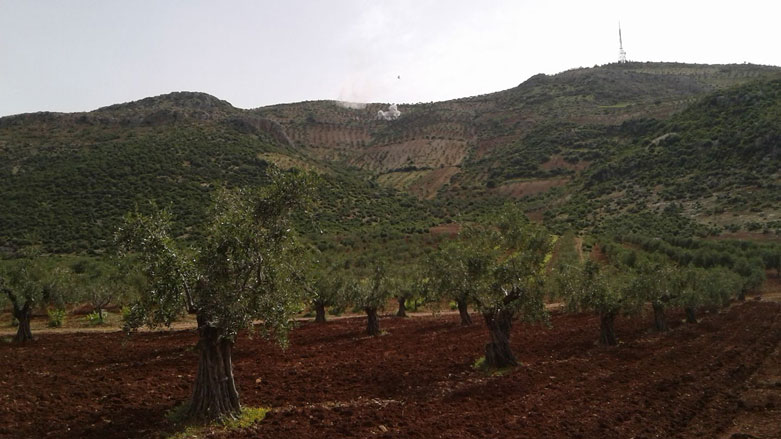 Artêşa Tirkiyê xizmeta telefonan jî li ser Efrînê biriye 