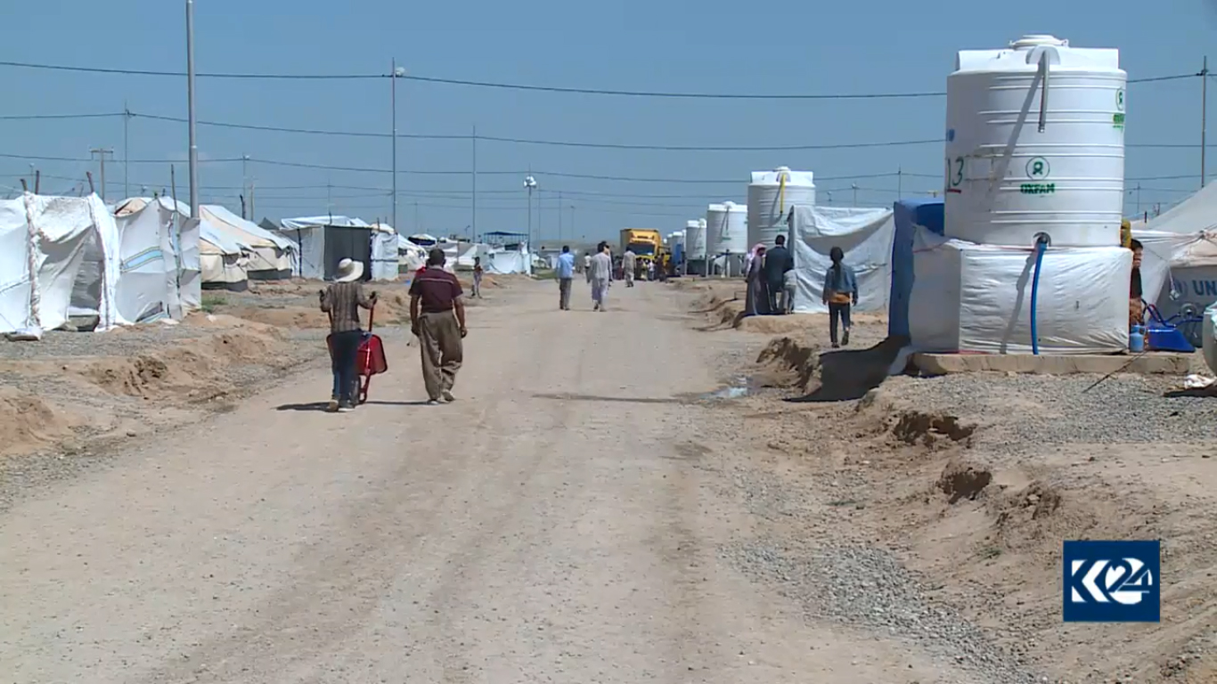 بالصور.. نازحون بكوردستان يرفضون العودة وموصلية تؤكد: 