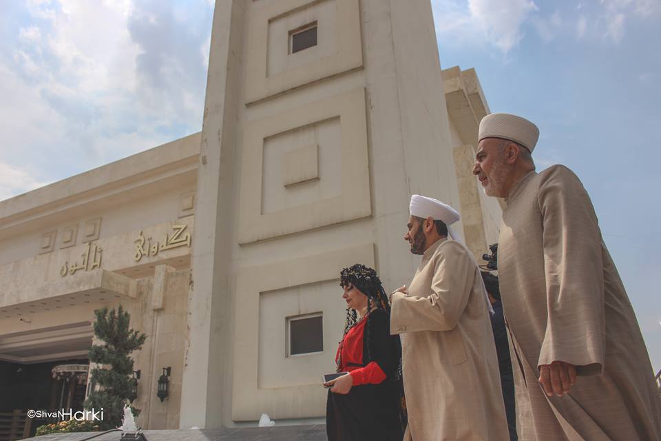 Muslim clerics attend an art exhibition at the Altun Mosque in the Kurdistan Region capital of Erbil. (Photo: Shvan Harki)