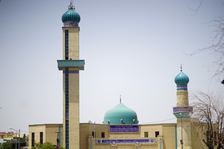 بە وێنە... نزا و پاڕانەوەی رۆژوەوانان لە مزگەوتی گەورەی سلێمانی