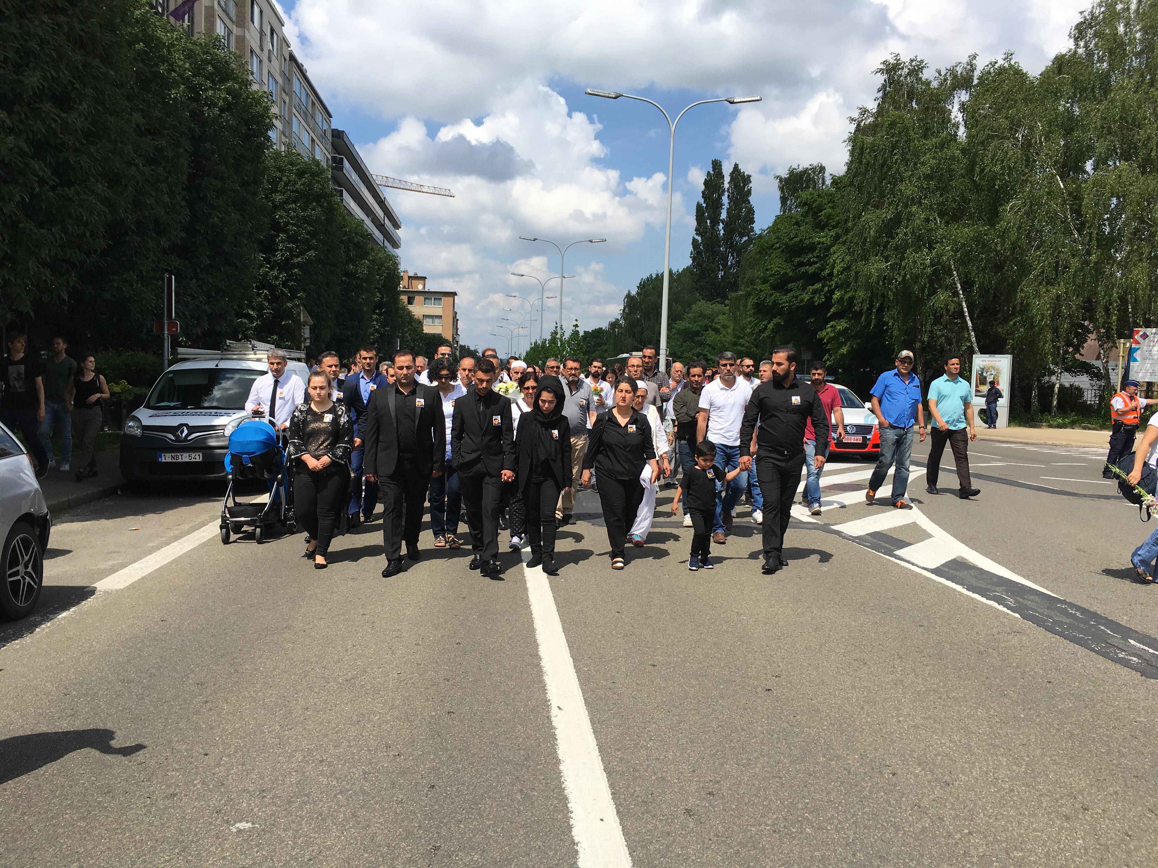Dozens of hundreds of people on Wednesday attended a funeral ceremony and burial for 2-year-old Mawda Shamdin, a Kurdish girl who was shot and killed by police, Brussels, Belgium, May 30, 2018. (Photo: Kurdistan 24/Barzan Hassan) 