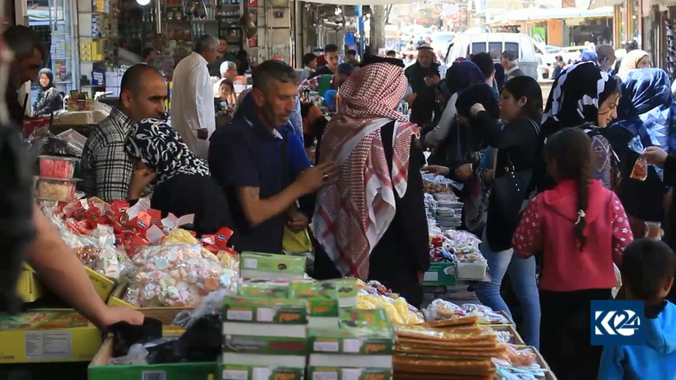 بالصور.. قلق وأمل قبيل رمضان في القامشلي