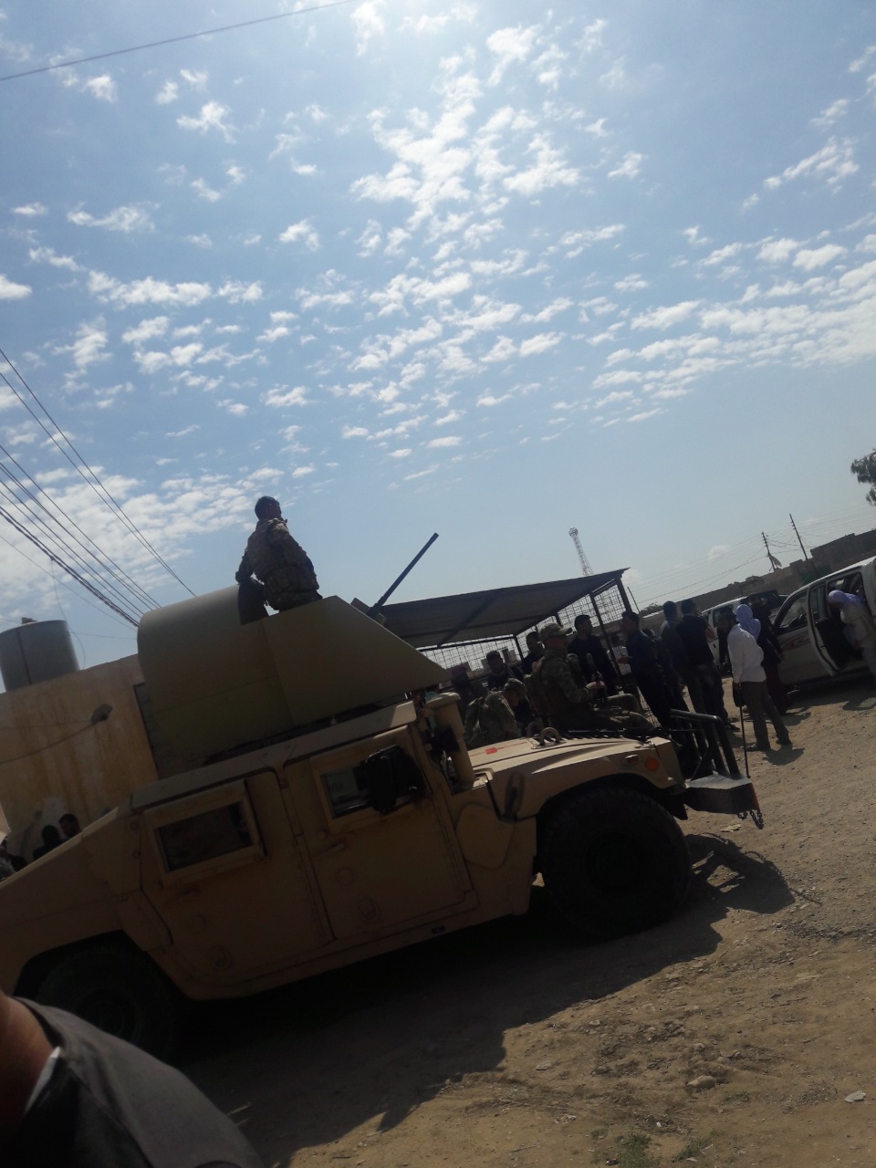 لە شنگال ھێزەكانی عێراق دەچنە ناو بنكەكانی دەنگدان