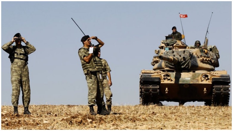 Hêzeke leşkerî ya Tirkiyê ji bo avakirina xaleke çavdêriyê derbasî Idlibê  bû 