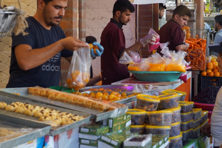 بەوێنە...شەربەت و شیرینی بازاڕی سلێمانی كۆنترۆڵ دەكات
