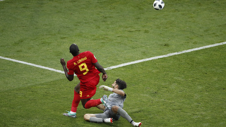 Belgium's forward Romelu Lukaku (left) shoots to score, his second goal, past Panama's goalkeeper Jaime Penedo (right) during the 2018 World Cup Group G football match between Belgium and Panama at the Fisht Stadium in Sochi, Russia, on June 18, 2018. (Photo: AFP/Odd Andersen)