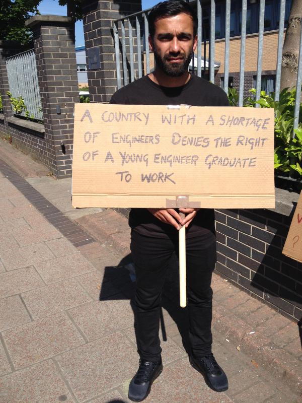 Kurdish family ends hunger strike after UK authorities agree to citizenship meeting