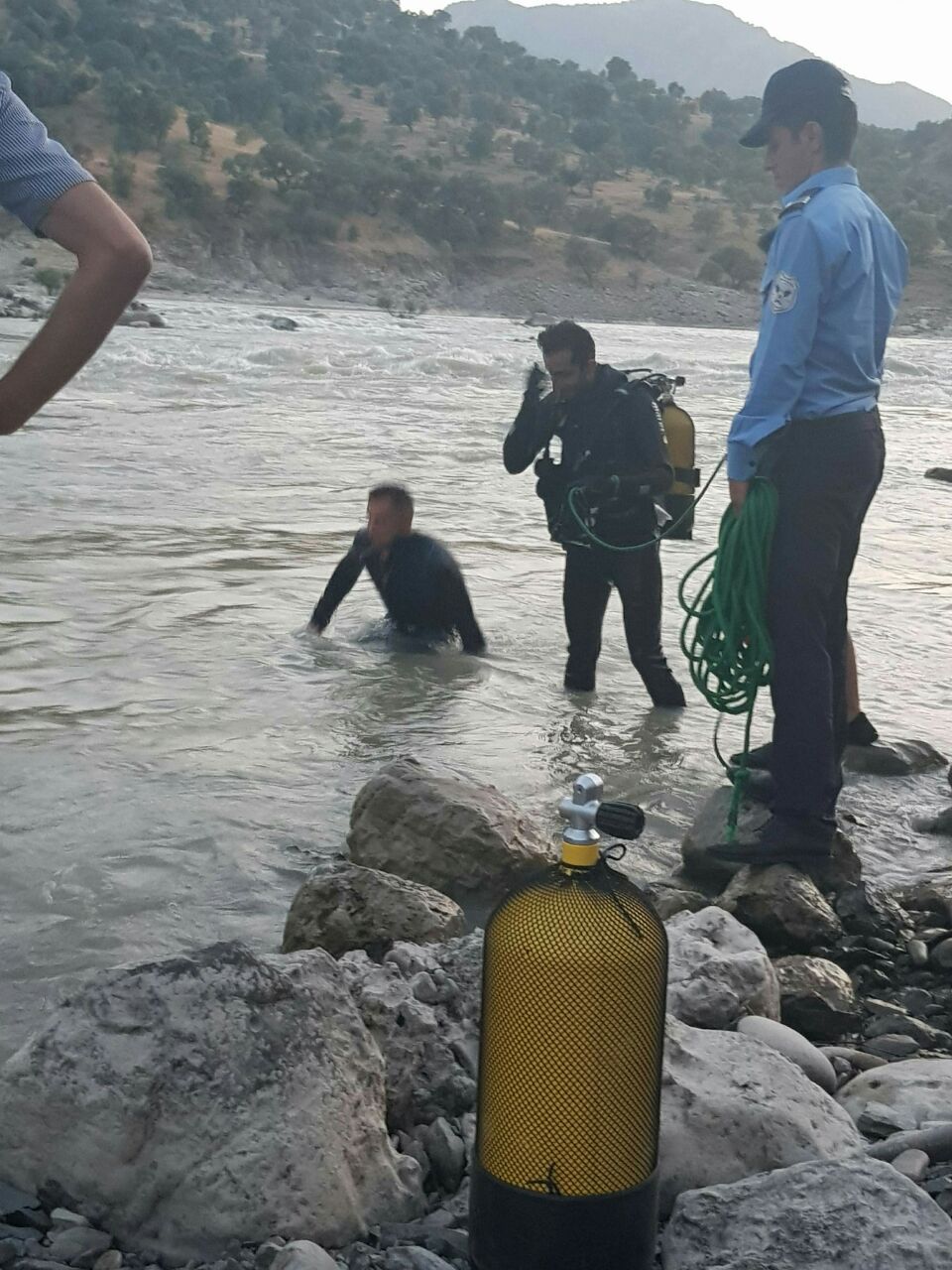 كچێك كەوتە ناو رووباری شانەدەر 