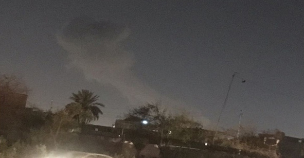 Baghdad explosion kills 18, wounds over 90