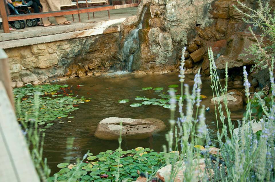 مشعان الجبوري يثير الجدل بقصره الفخم في دمشق – صورة من صفحته على فيسبوك