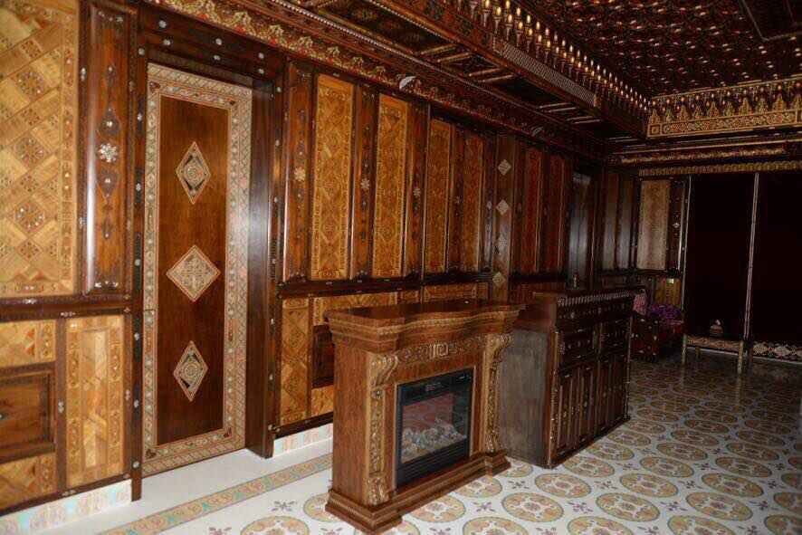 مشعان الجبوري يثير الجدل بقصره الفخم في دمشق – صورة من صفحته على فيسبوك