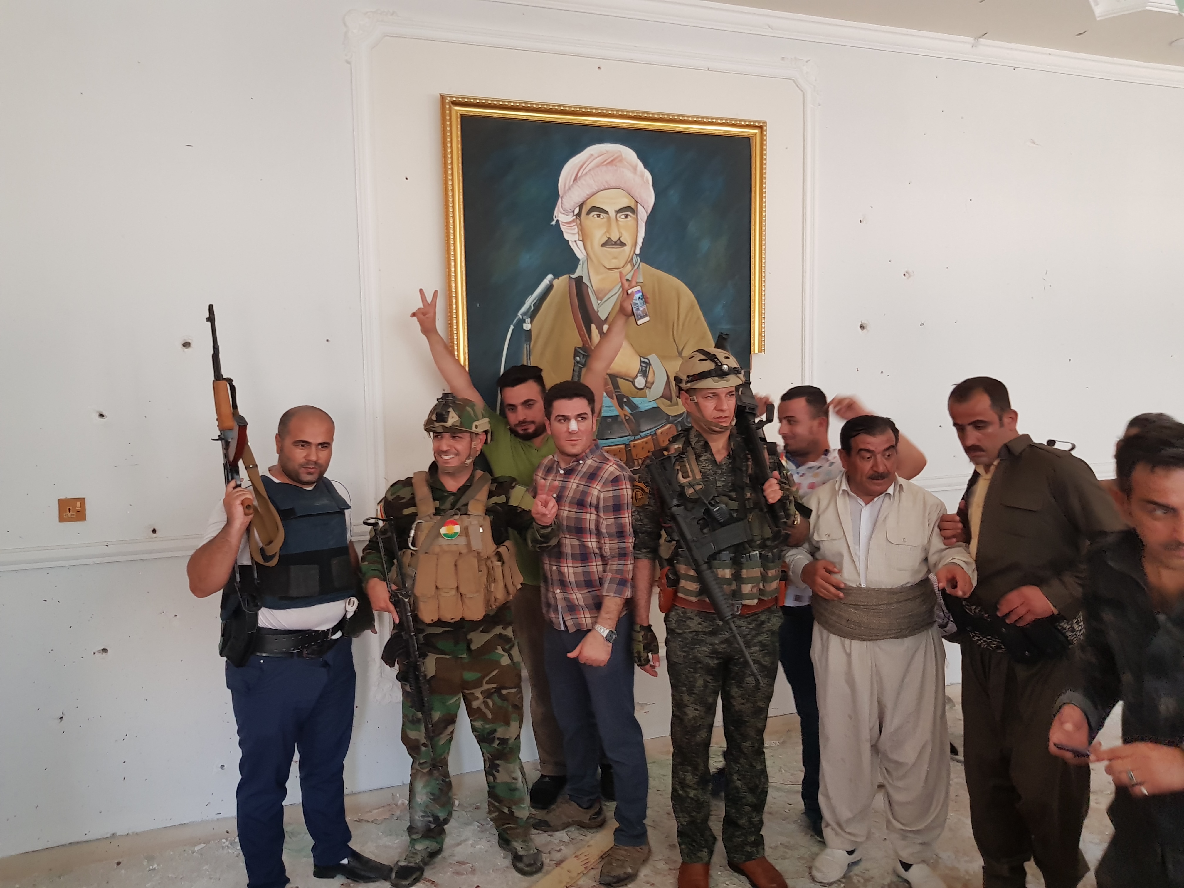Security forces photographed in the aftermath of an attack on the Erbil Governorate building early in the morning, July 23, 2018. (Photo: Kurdistan 24/Wladimir van Wilgenburg)
