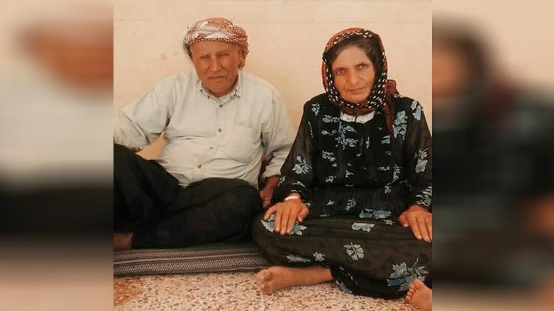 گرووپێكى سوپاى ئازاد ژن و پياوێكى به‌ساڵاچووى عه‌فرينى به‌ ئه‌شكه‌نجه‌ ده‌كوژن