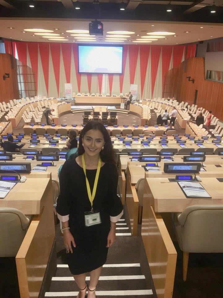 كچە كوردێك دەبێتە نوێنەری عێراقییەكان