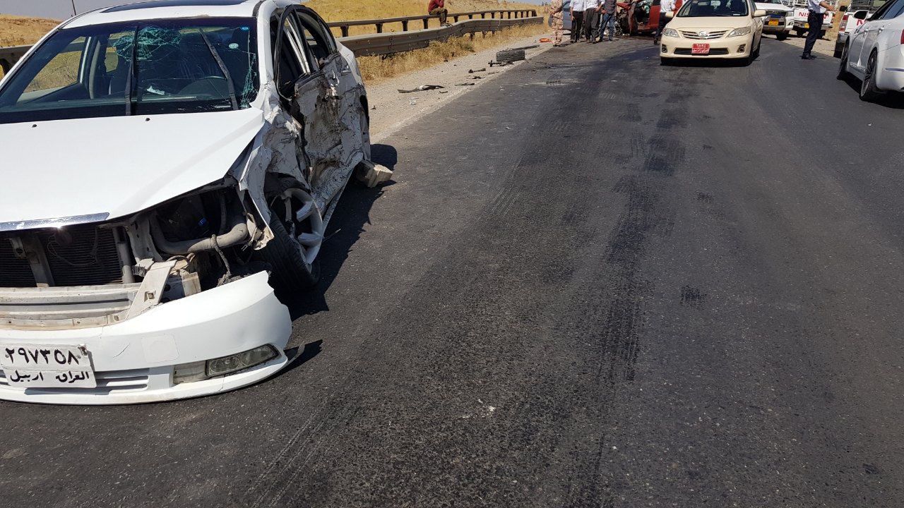 لە رووداوێكی ھاتووچۆدا 11 كەس برینداربوون