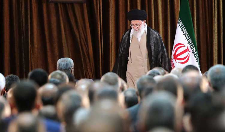 رهبر جمهوری اسلامی ایران: مذاکره با آمریکا خطایی واضح است