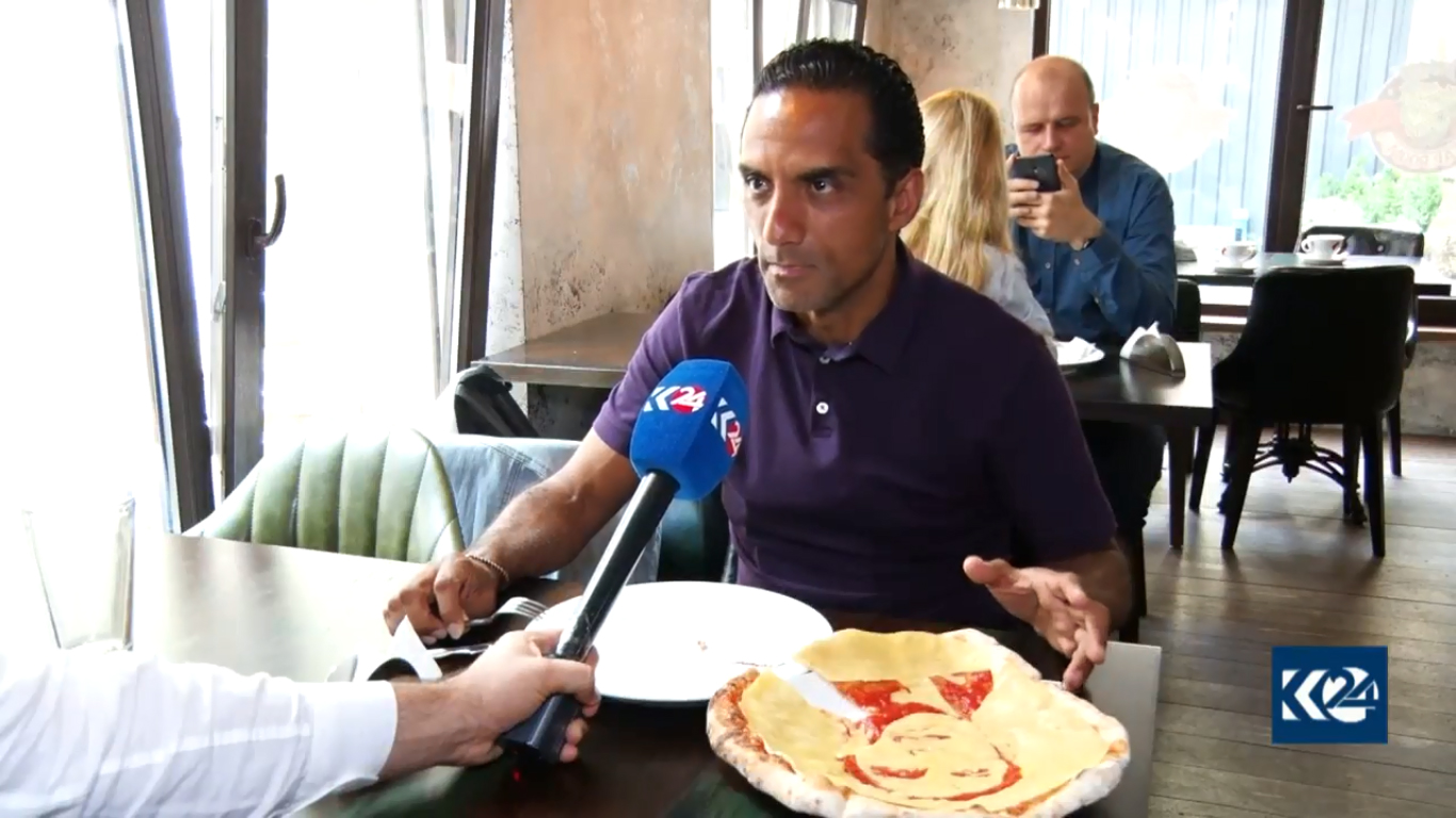 في روسيا.. بيتزا بطعم نجوم المونديال (بالصور)