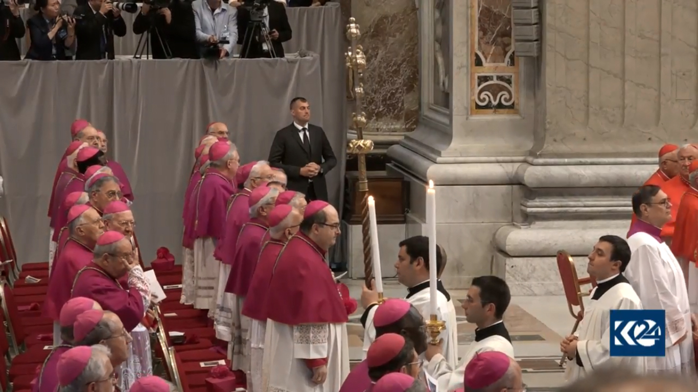 بالصور.. ترقية عراقي الى كاردينال في الفاتيكان