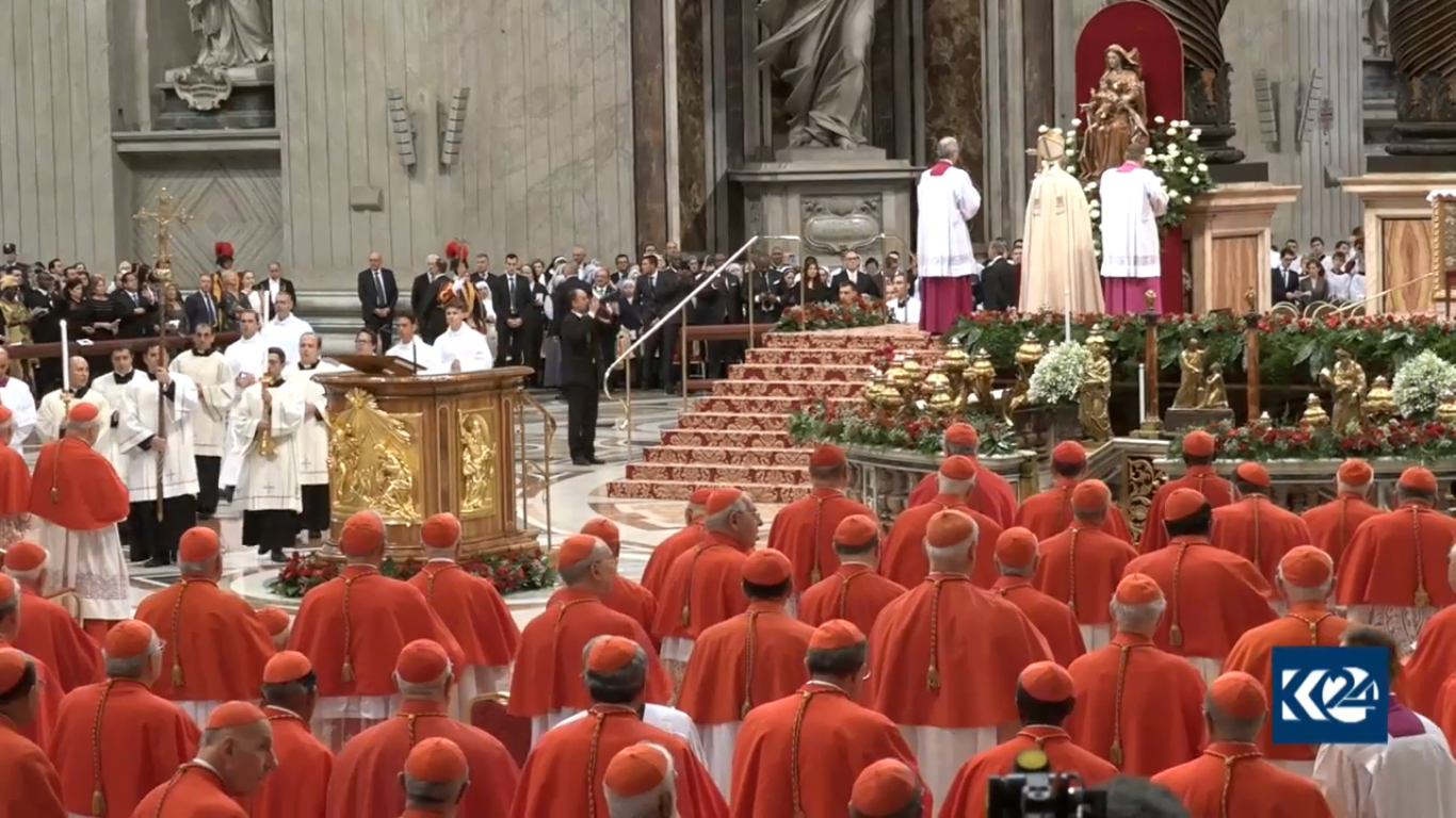 بالصور.. ترقية عراقي الى كاردينال في الفاتيكان