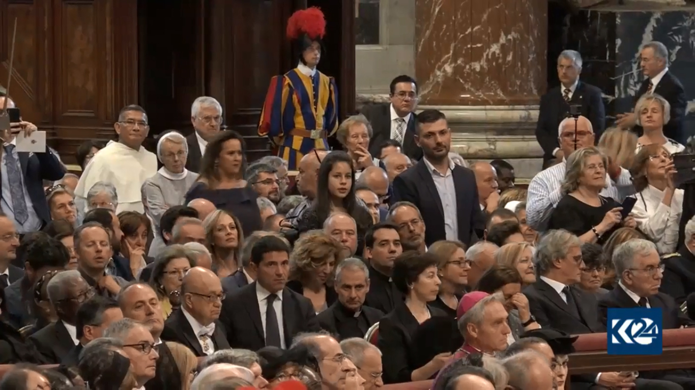 بالصور.. ترقية عراقي الى كاردينال في الفاتيكان